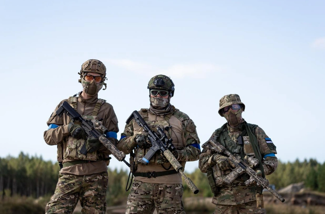 Poissmeesteõhtu airsoftiga